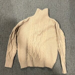 Super cute sweater. Hardly worn